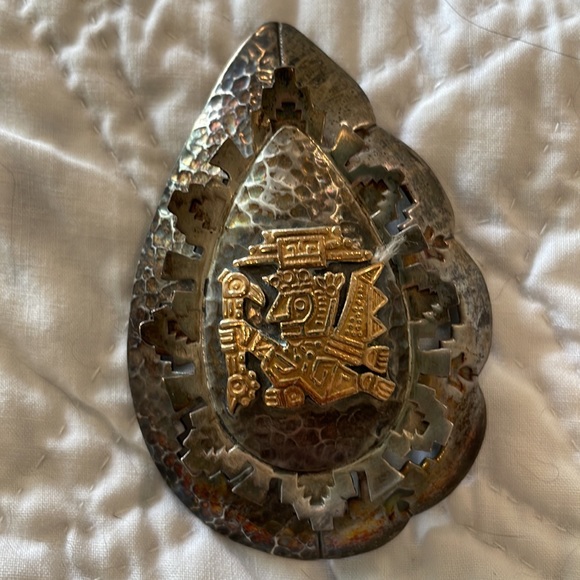Peruvian Silver & gold broach - Picture 3 of 12
